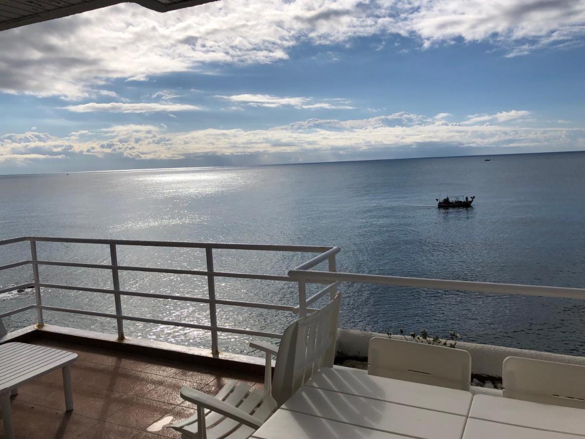 Ponent - Espectaculares Vistas Al Mar Apartment Sant Pol De Mar Bagian luar foto